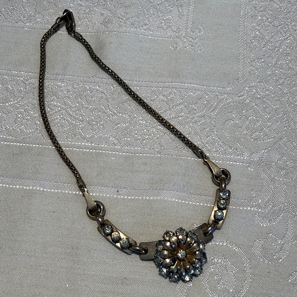 Barclay vintage Gold and Silver Floral Necklace